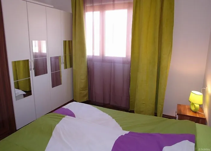 Apartment 19 *